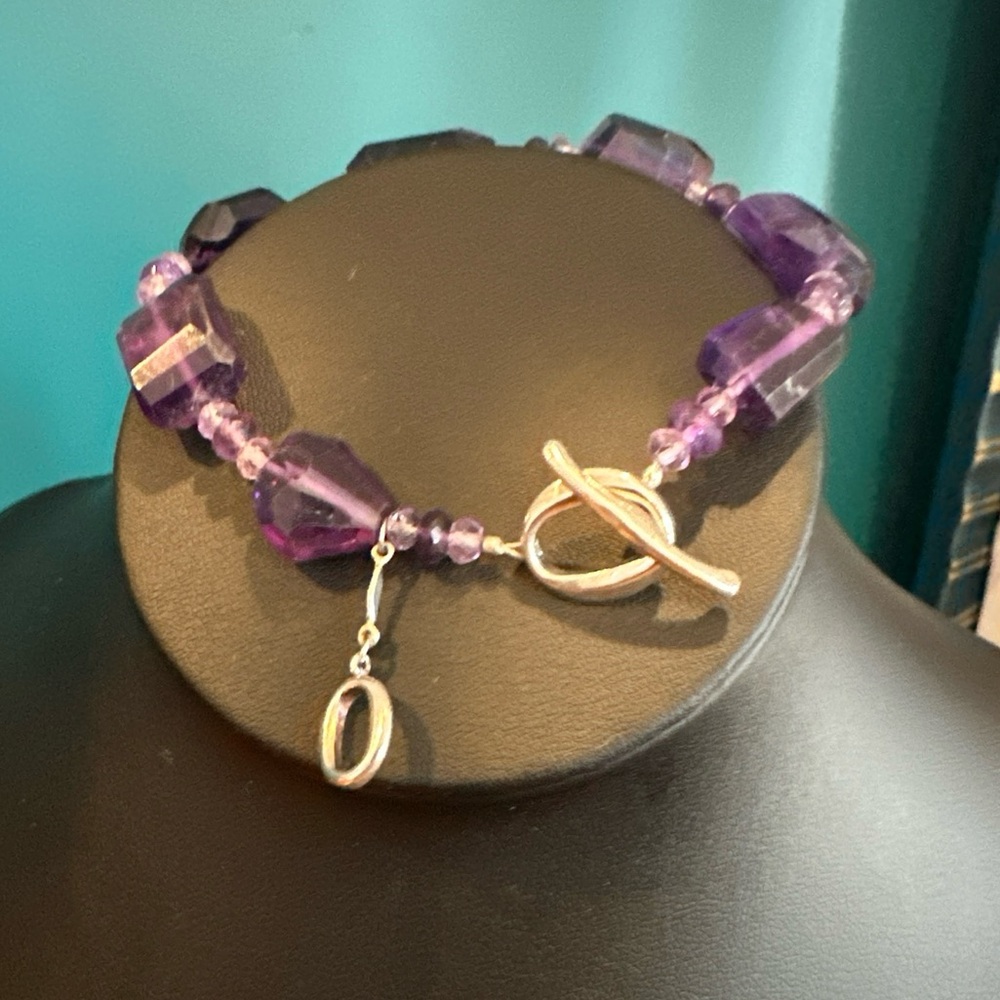 Rare -NWOT Oprah's "The O Bracelet Project" Amethyst Bracelet Handmade in Rwanda